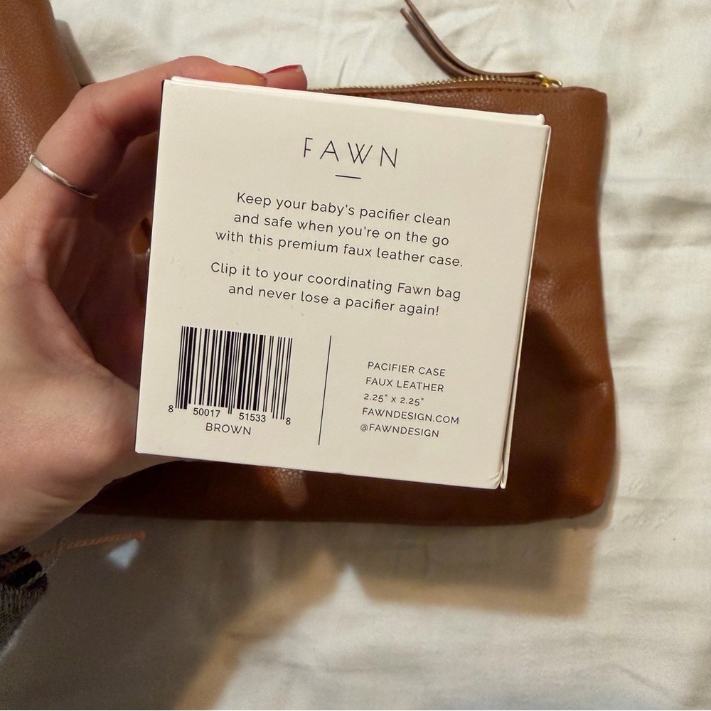 Fawn Design The Changing Clutch and Paci Case & Bottle Bag - Picture 3 of 7